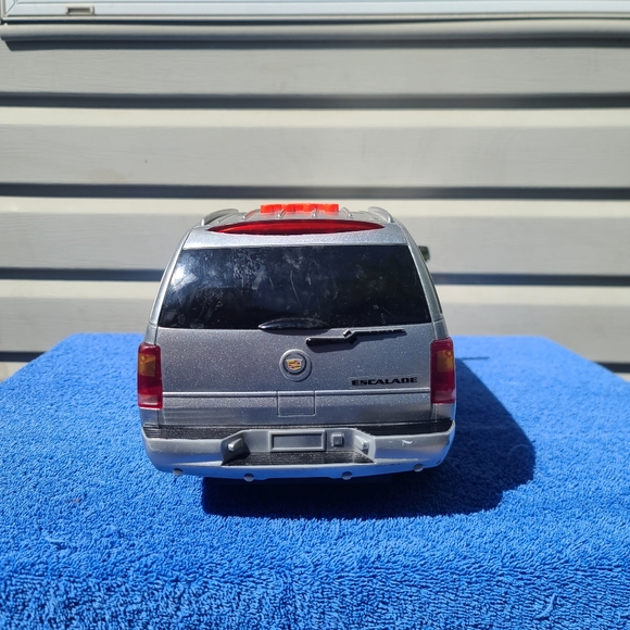 18" ROAD RIPPERS CADILLAC ESCALADE GREY WITH LIGHTS SOUNDS 1993 TOY STATE Works! - Picture 5 of 9
